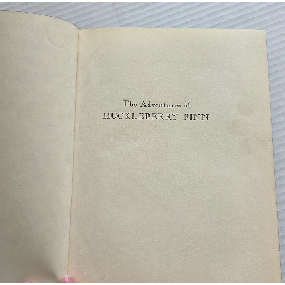 The Adventures of Huckleberry Finn Illustrated Junior Library Edition 1948 - Picture 4 of 12